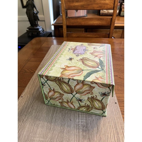 Lori Siebert Hook & Loop Close Storage Box Tulips & Butterflies Devote Logo - Picture 6 of 12